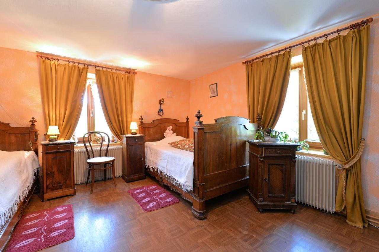 Gites Ou Chambres D'Hotes A La Ferme Orbey Exterior photo